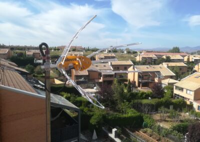 Instalación de antena terrestre UHF 5G